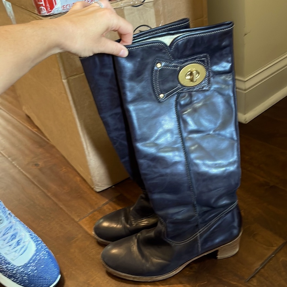 Genuine leather boot